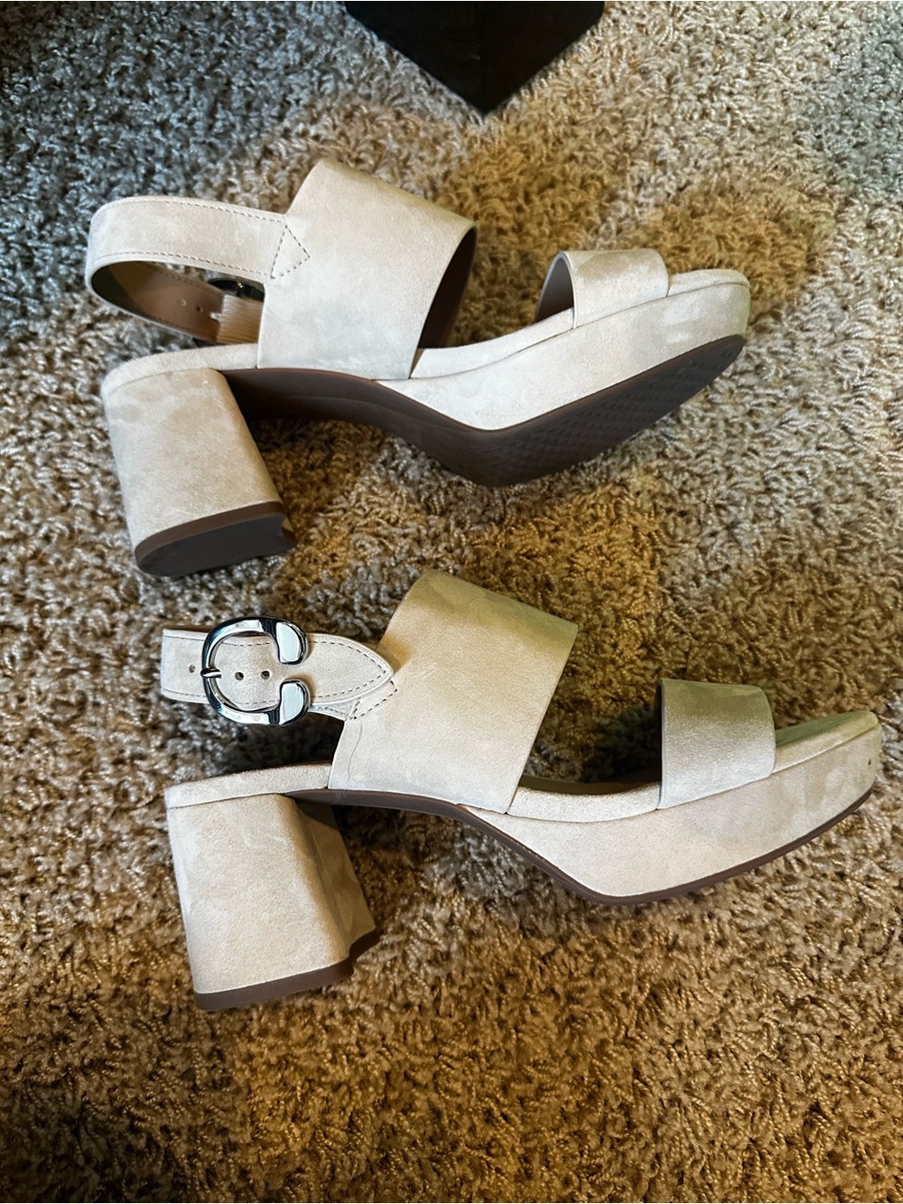 Aerosoles Camera Stone Suede Sandals - Picture 7 of 16